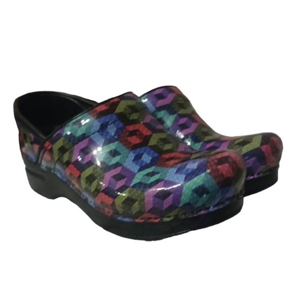 Dansko Multicolor Geometric Patterned Clogs size 6.5-7 Slip On Shoe - Picture 7 of 11